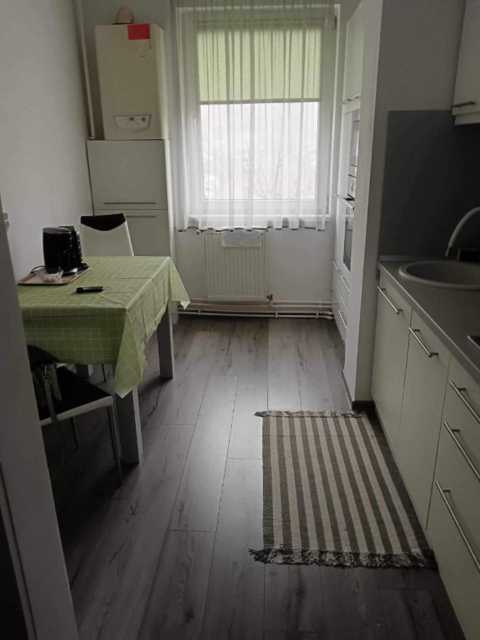 Enci Kiado Apartman Miercurea Ciuc Esterno foto