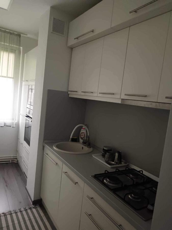 Enci Kiado Apartman Miercurea Ciuc Esterno foto